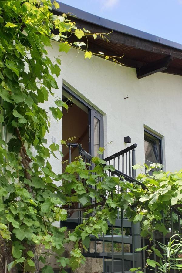 Ferienapartment Rebwinkel Burgen  Exterior photo