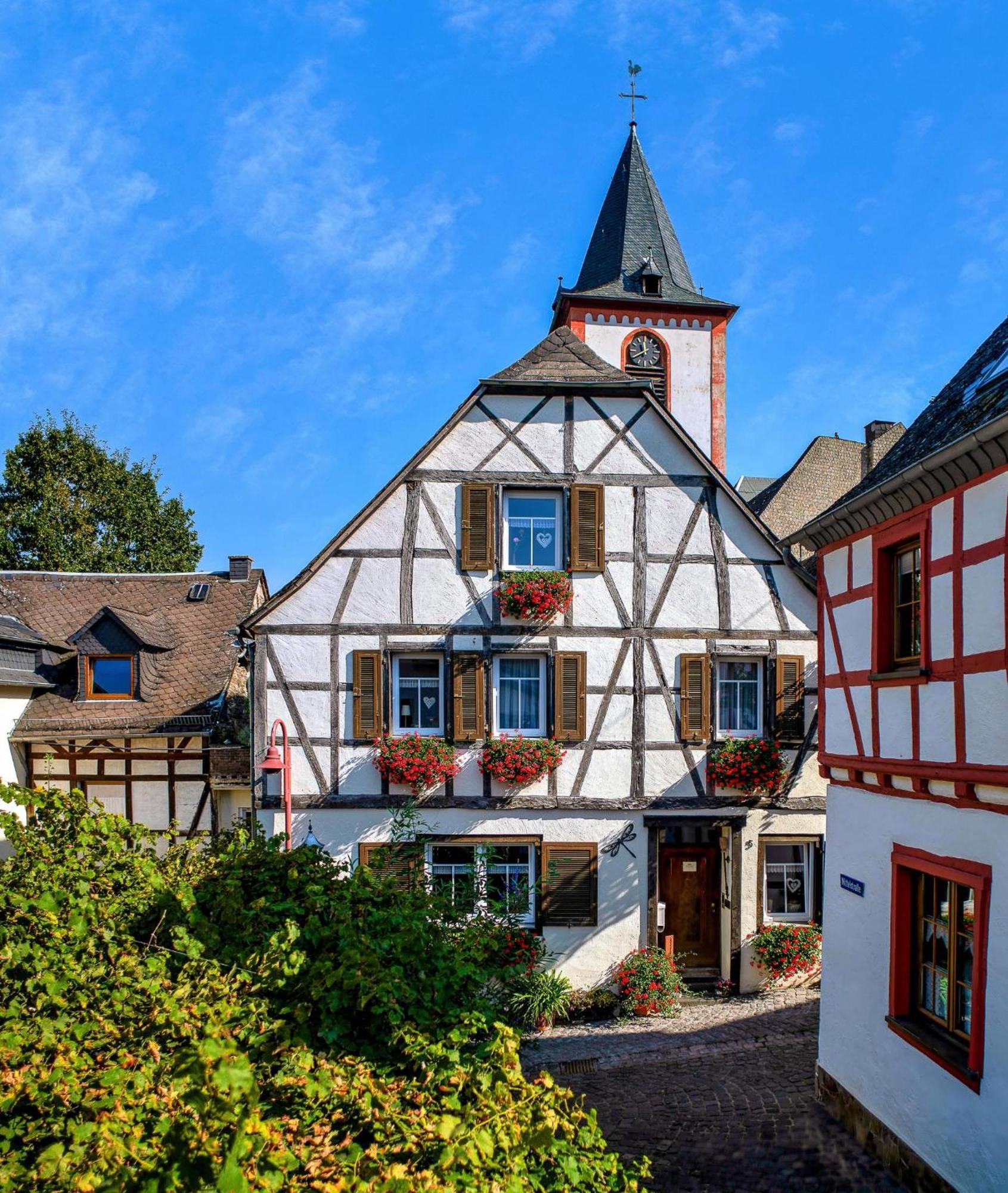 Ferienapartment Rebwinkel Burgen  Exterior photo